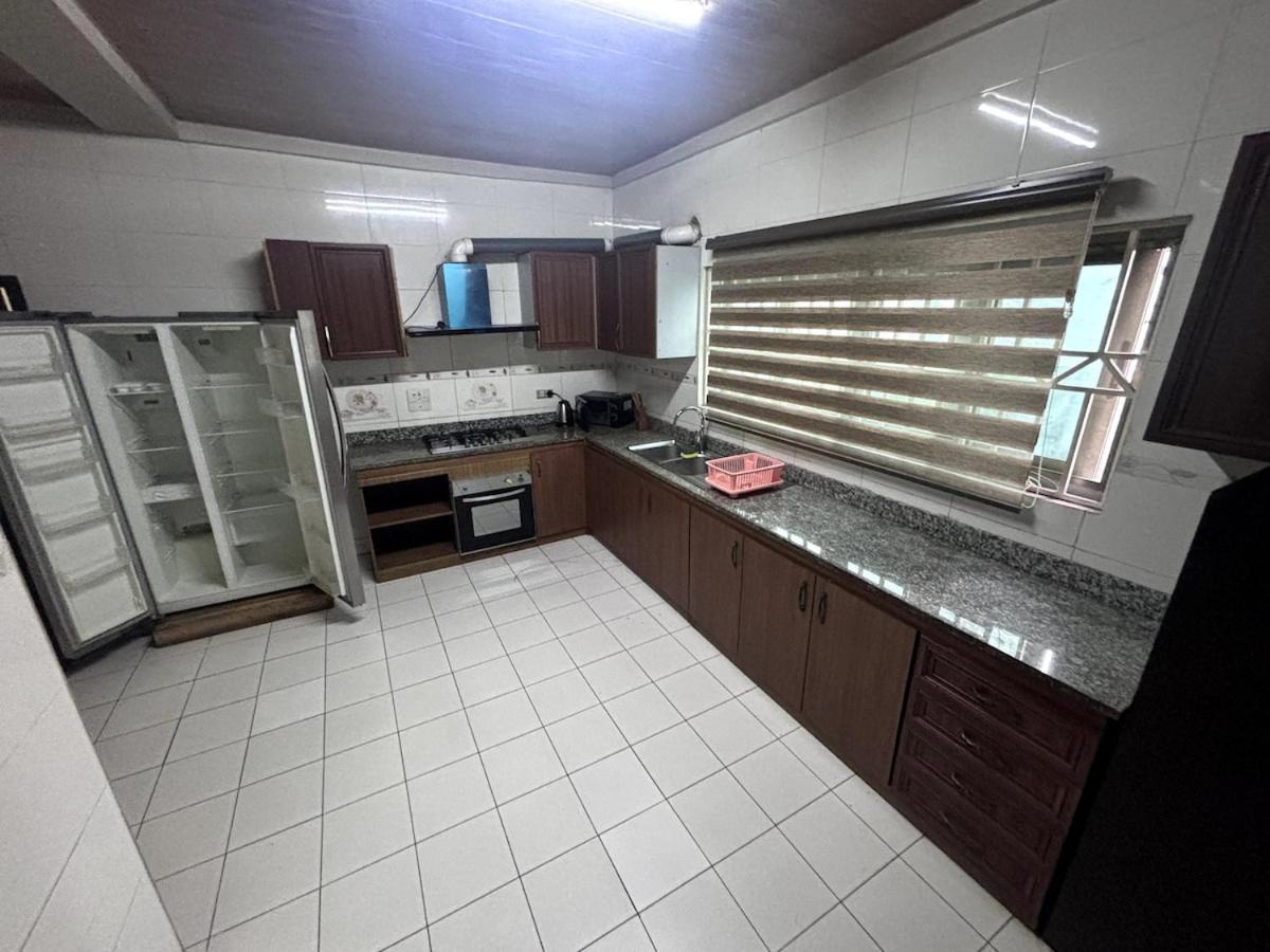 Takako Court Luxury Houses & Apartments, East Legon Accra Exterior photo
